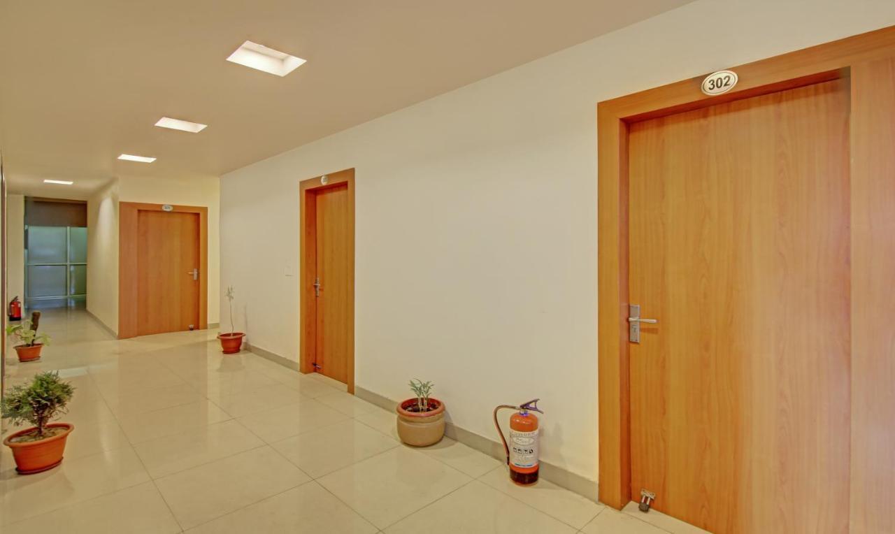 Treebo Tms Residency Otel Yeni Delhi Dış mekan fotoğraf